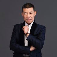 演员杨清文
