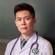 脊柱醫(yī)生李維新