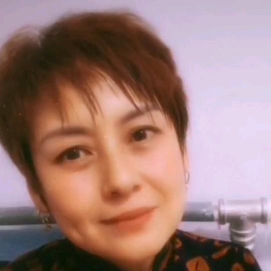 重感情的人，花船队长