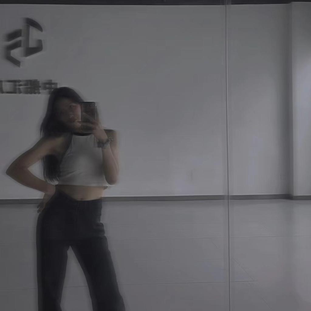 广州龙天国际物流长腿美少女-Jacky