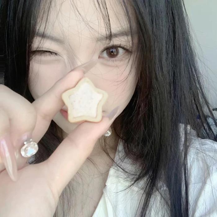 饱饱追剧