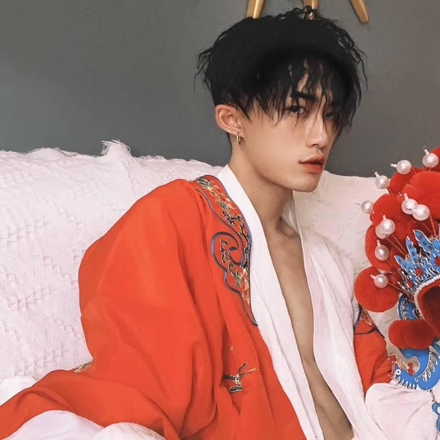 钢铁《天乐》