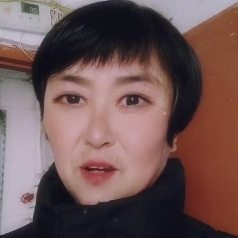 李凤梅开心快乐每一天