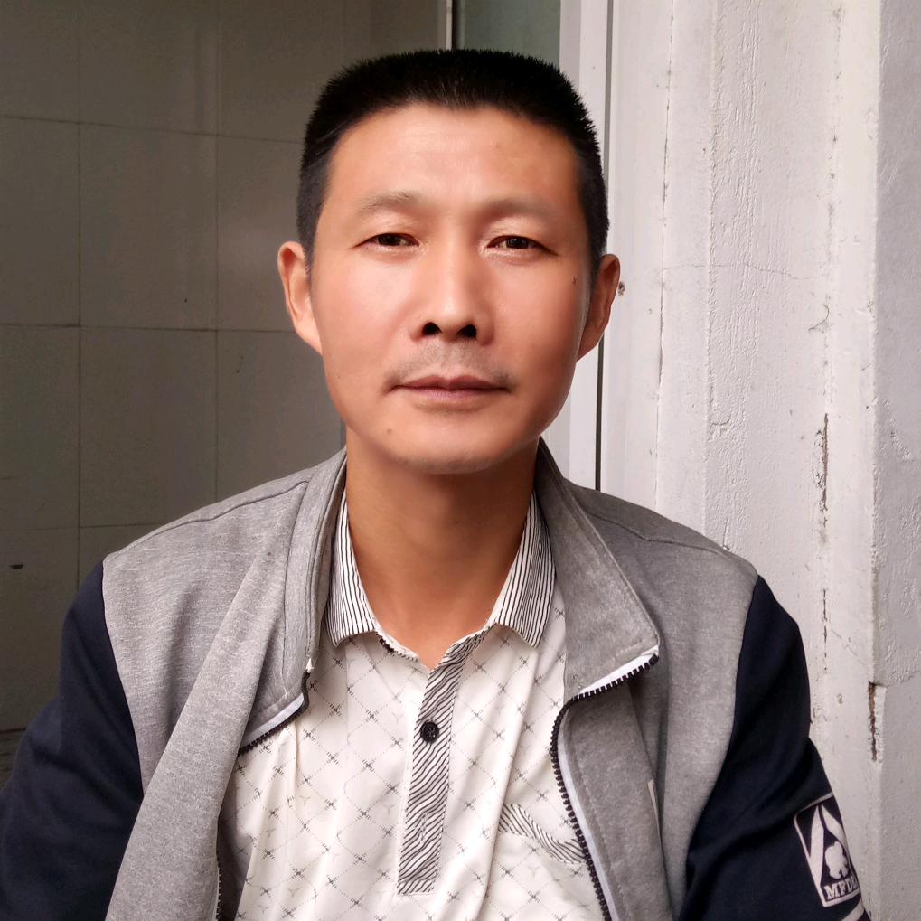 大圻厨师张伟