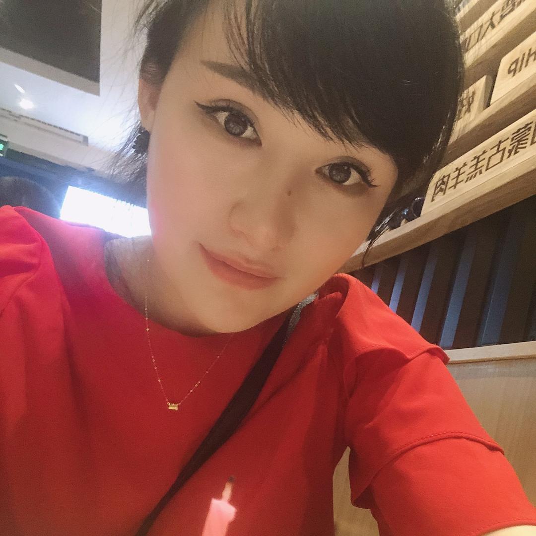 莉莉小可爱