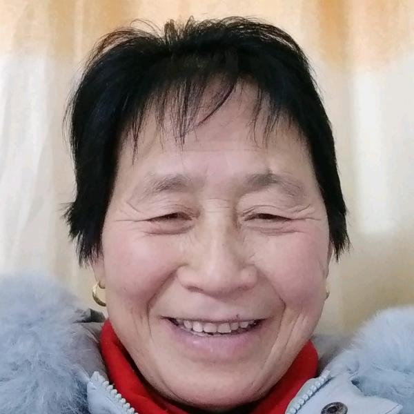 沈奶奶一家幸福