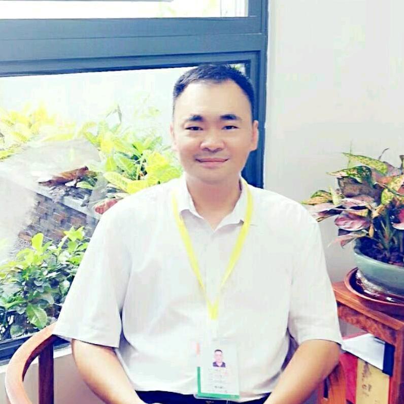 西乡新一地产，陈玉勇