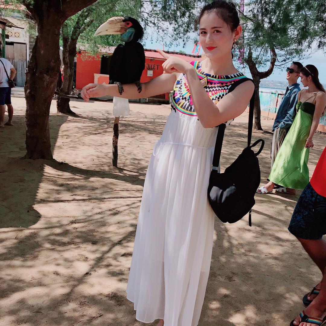 中钰一号门龙一凤一祥顾纹