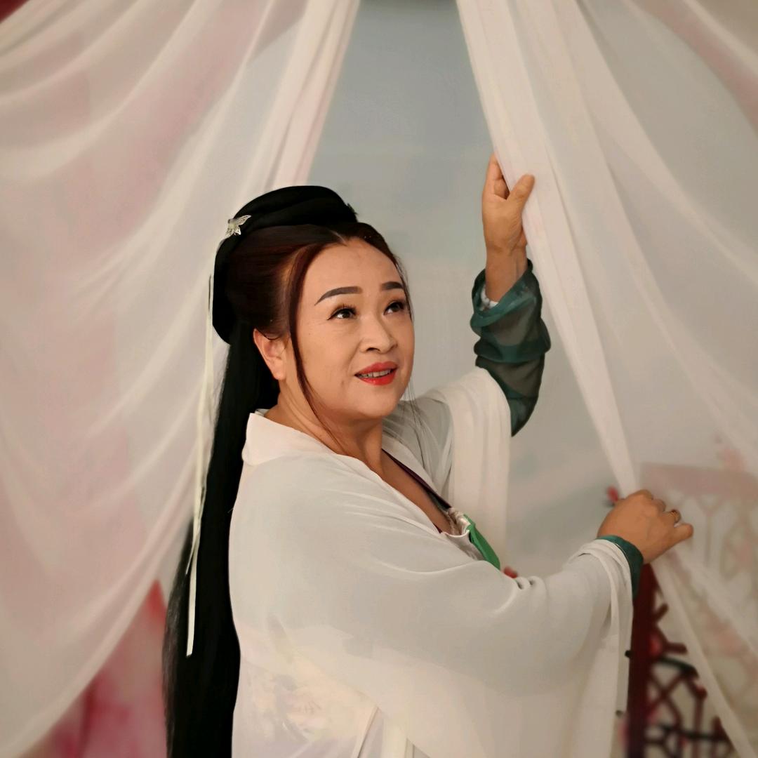 蔡小小