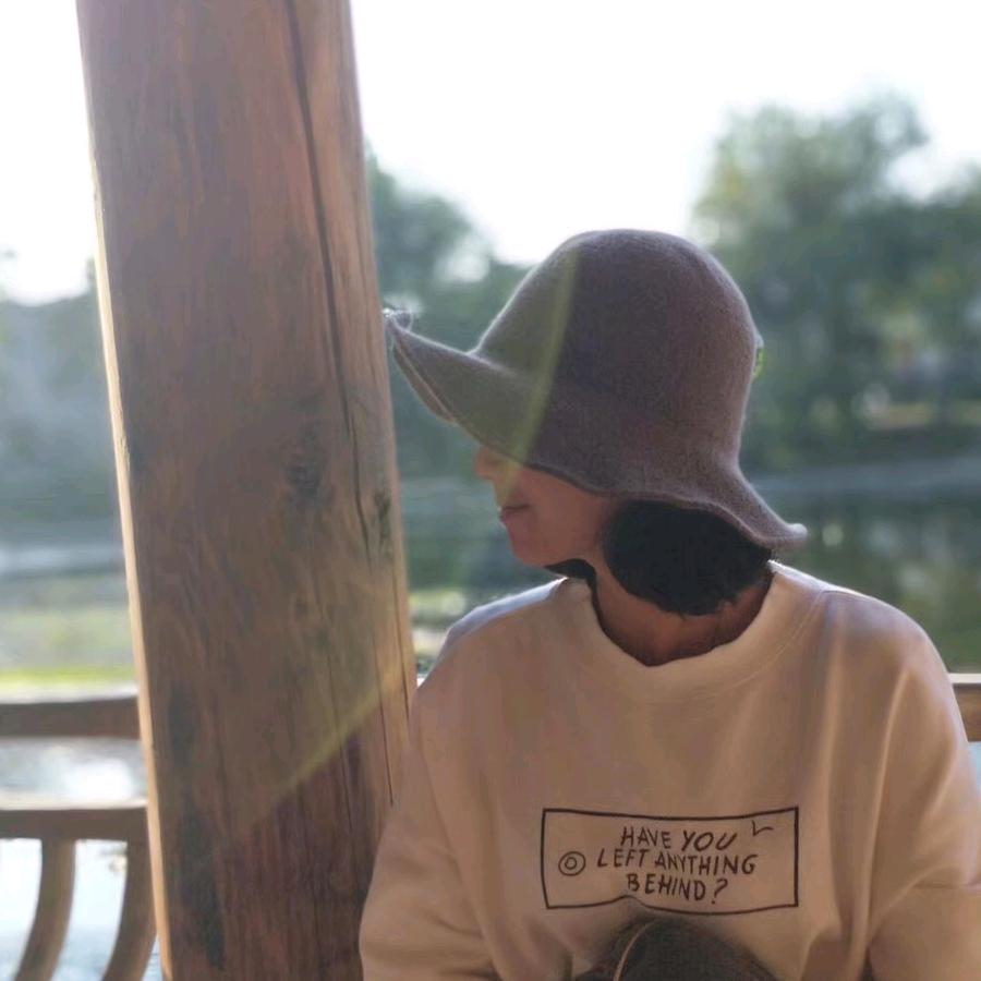爱花的陶艺匠