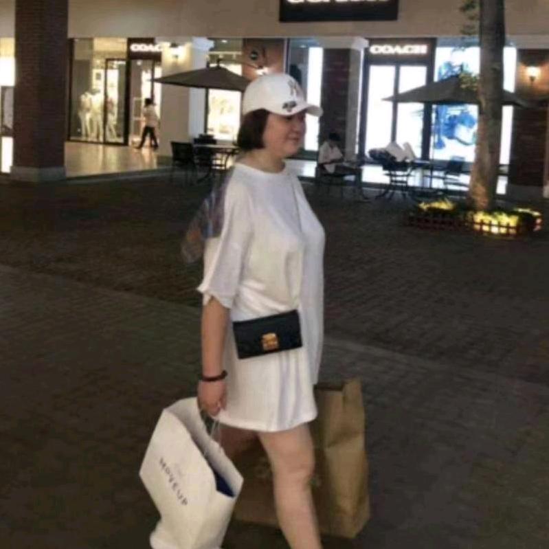 新津伊恋衣柜万雪