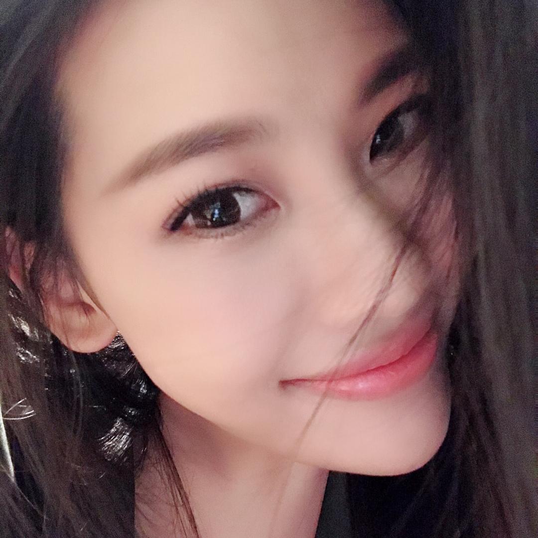 李佑芸Laura
