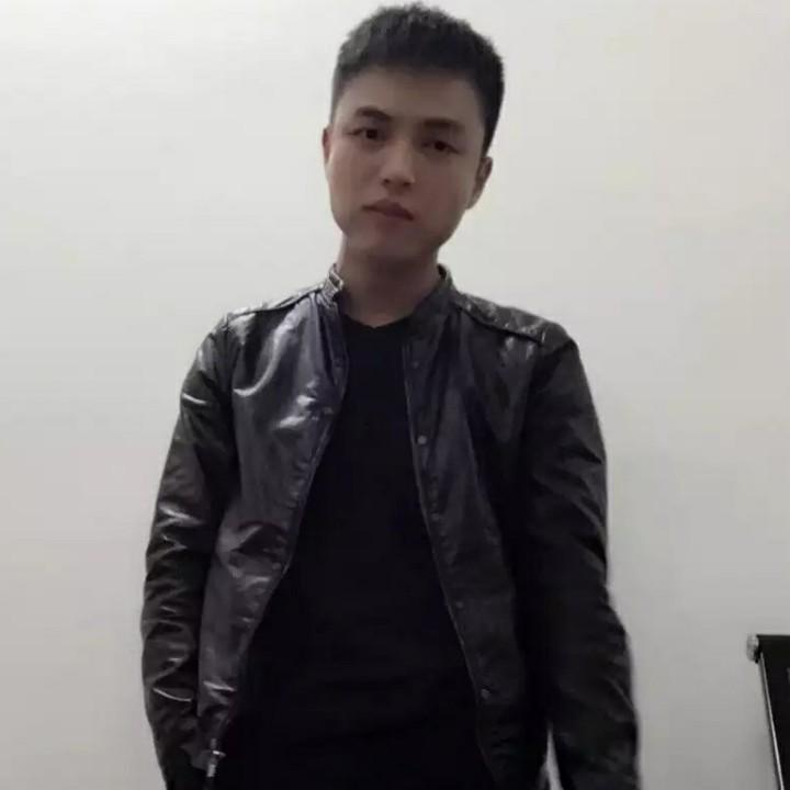 A、🐒