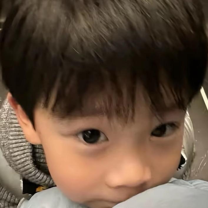 @  ￴￴￴  ￴￴