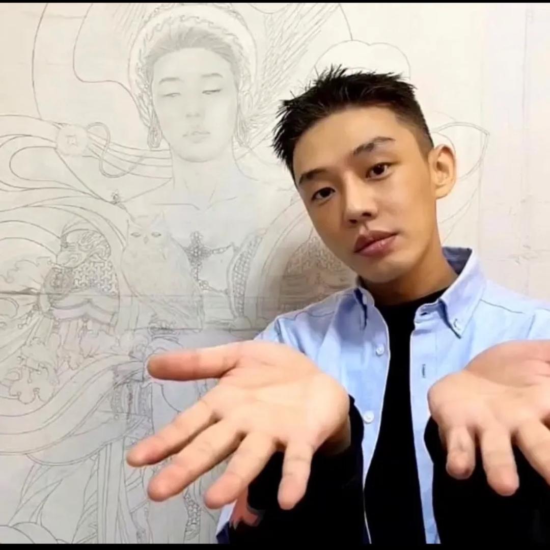 拉萨酒吧阿丽萨订台土豆