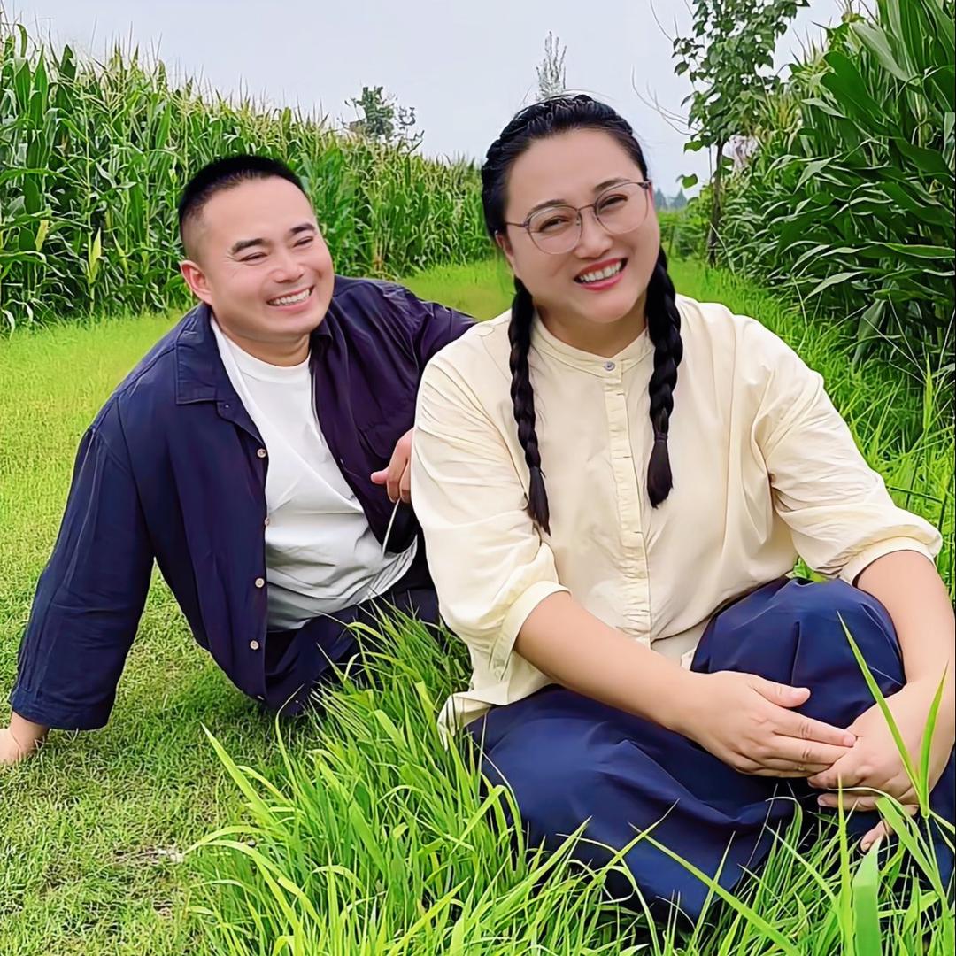 伟伟（婷婷二姐）