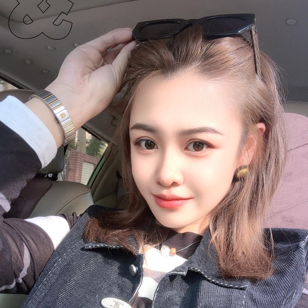 🎞️ . 胡导