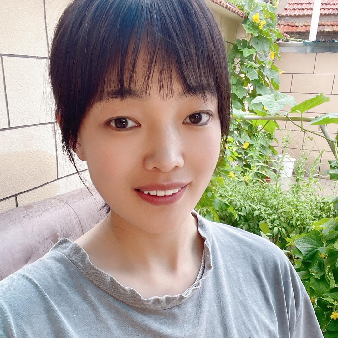 彩云首播（艾美丽）