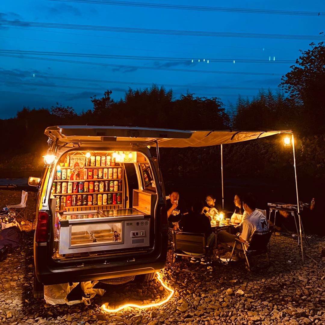 有间鲜货烧烤铺~阿龙