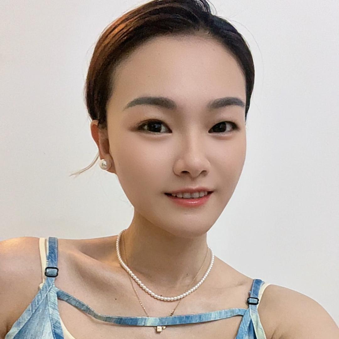 陈陈不蠢