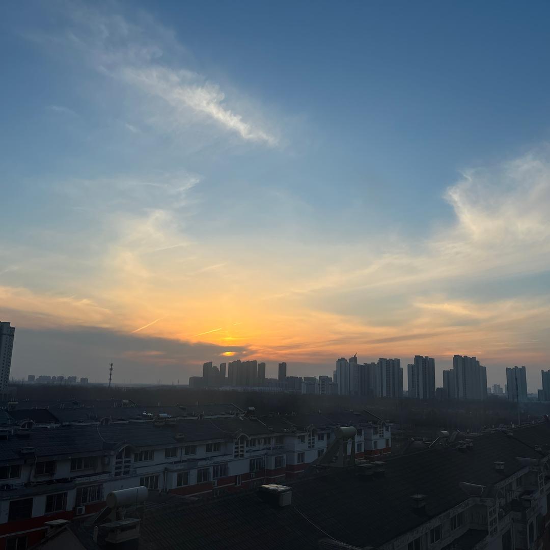 姐姐的化妆包