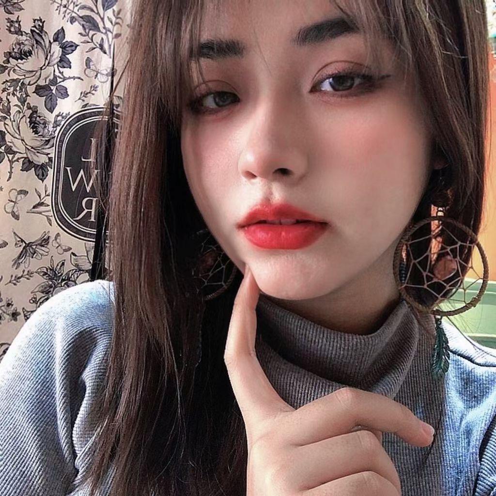 莉莲娜依