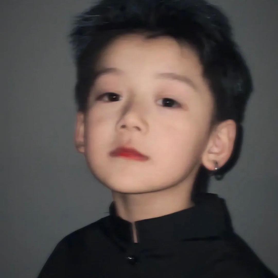 少年小阿闯