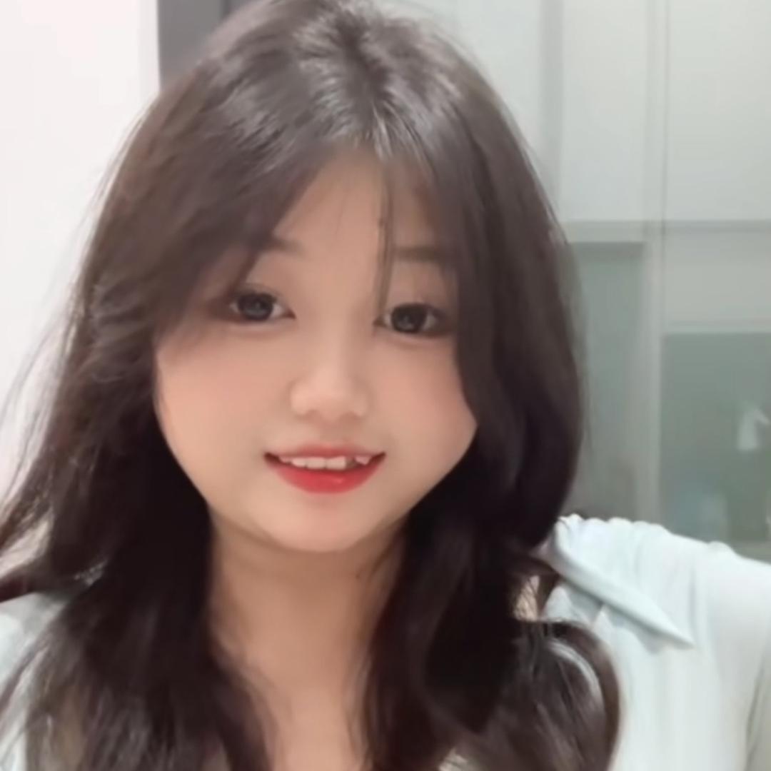 身材爆炸的桃子姐