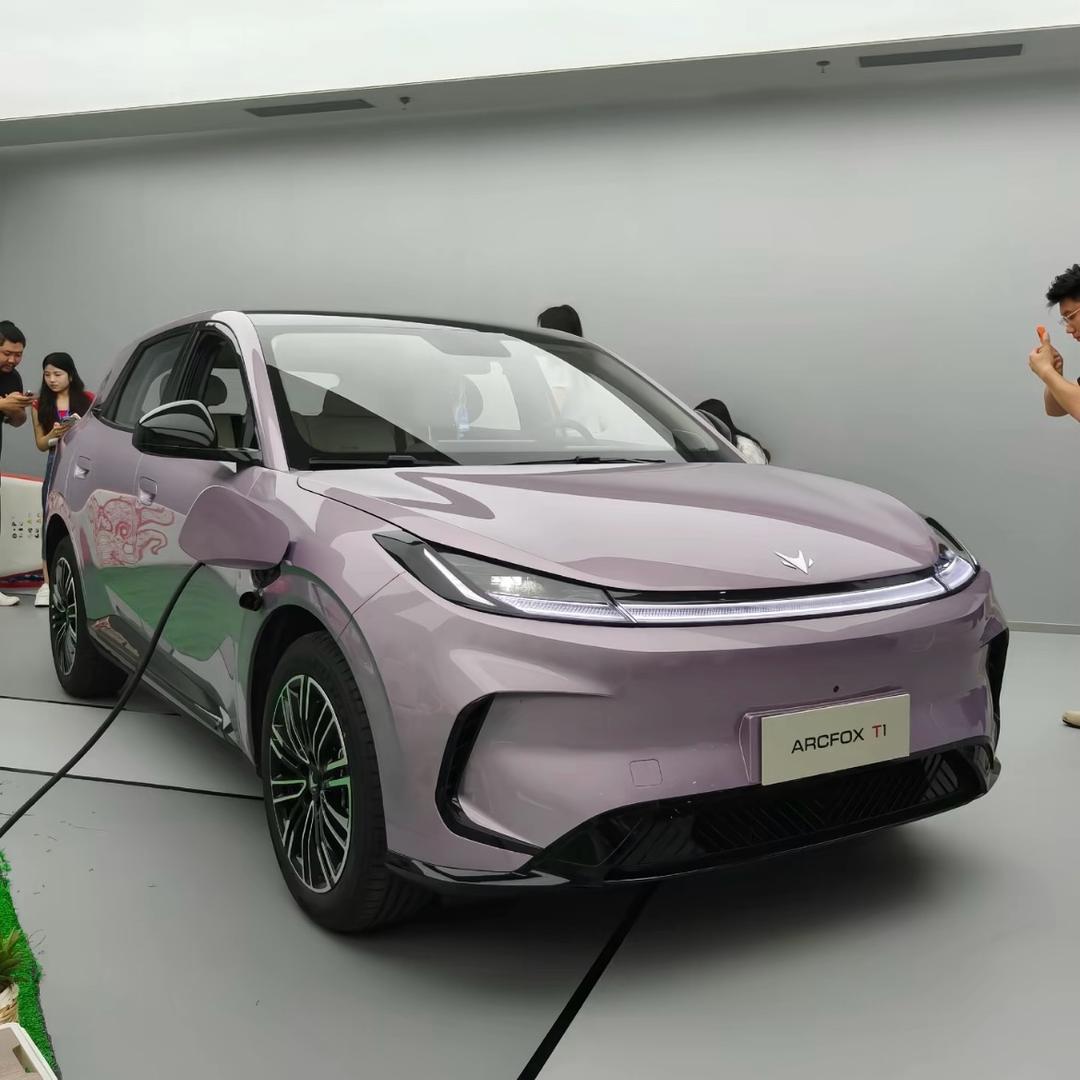 小涂在涂山极狐当销售