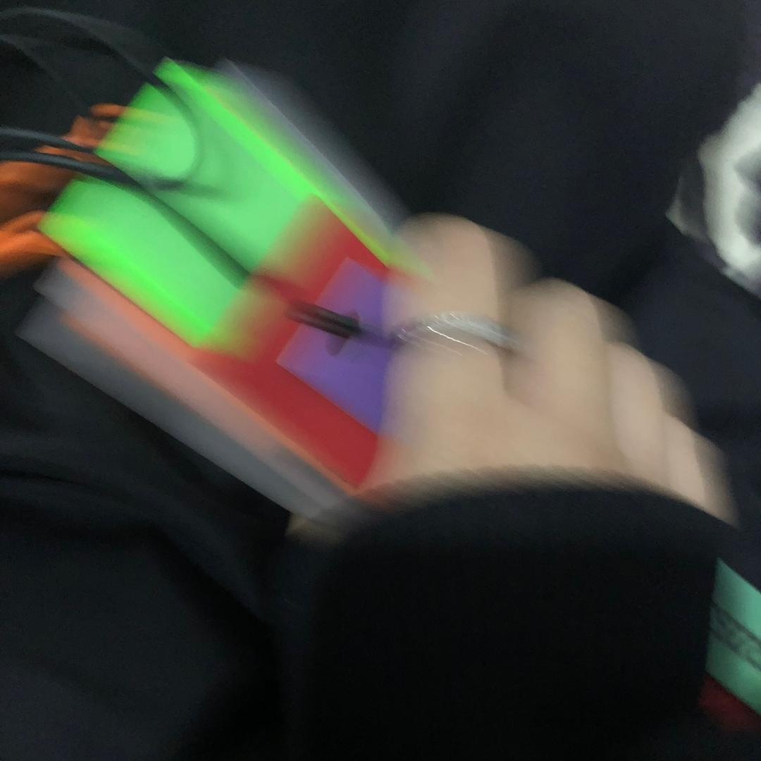耀一一.