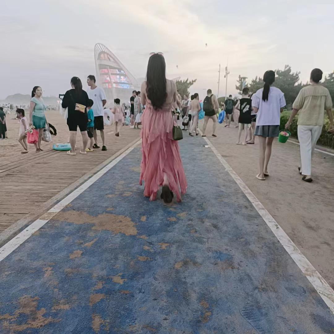 丽