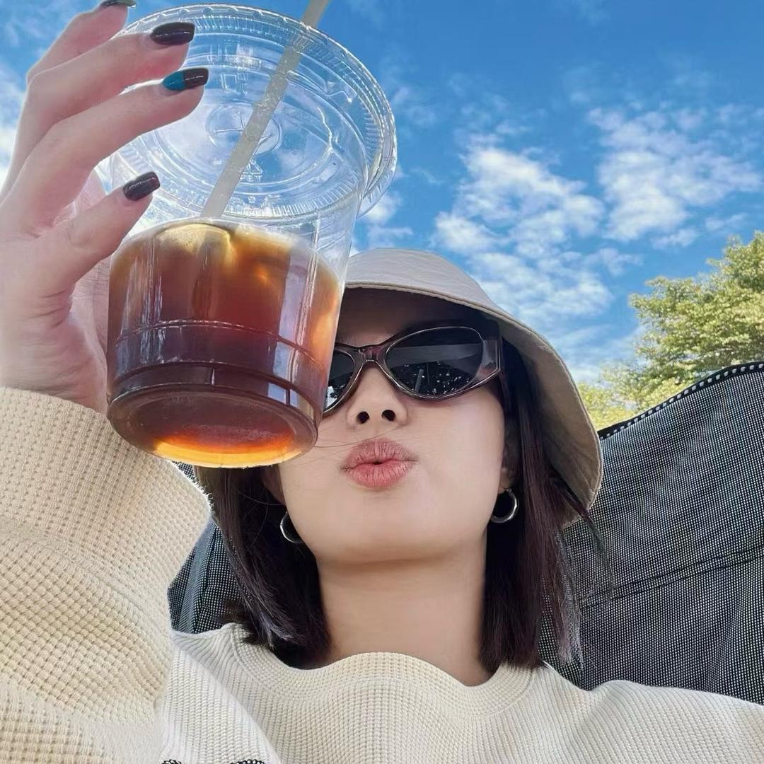婷子女装工厂
