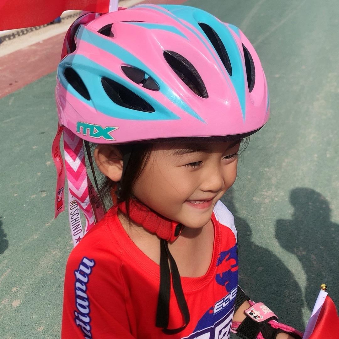 禹城新电图轮滑🛼～～欣怡^_^