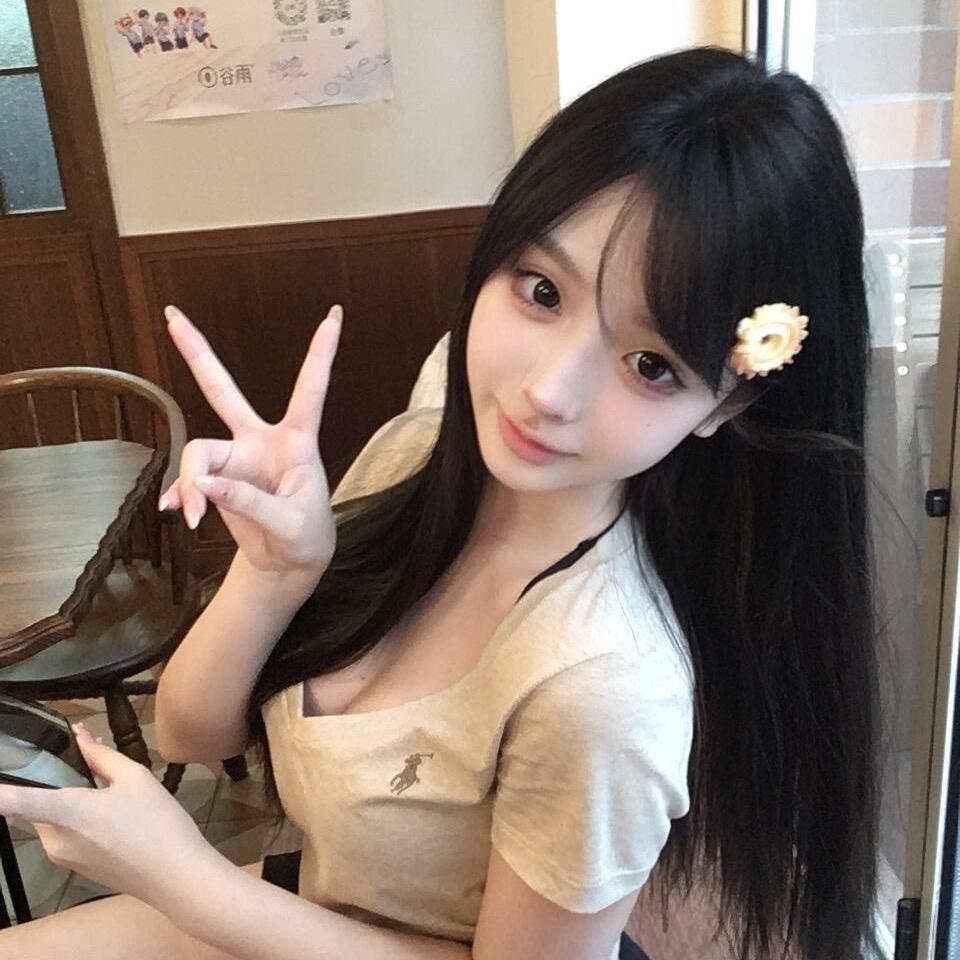 小幸子爱吃糖