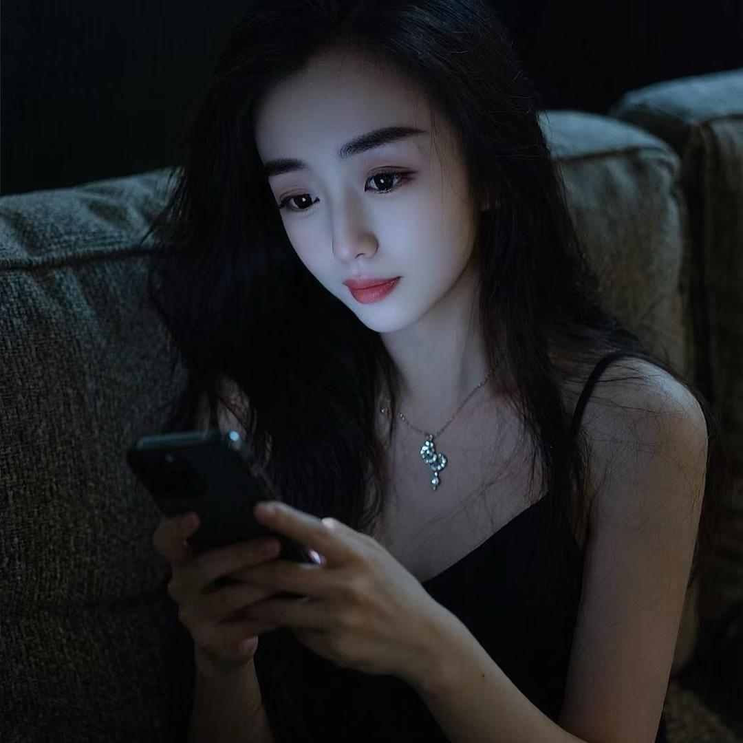 闪闪（乖娘们）