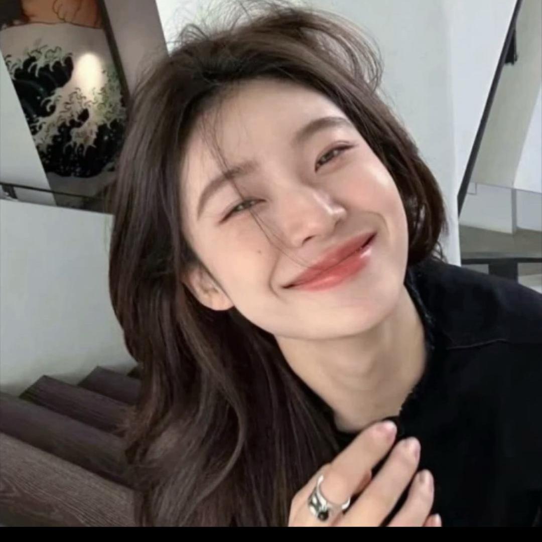 卖女孩的小火柴🦋
