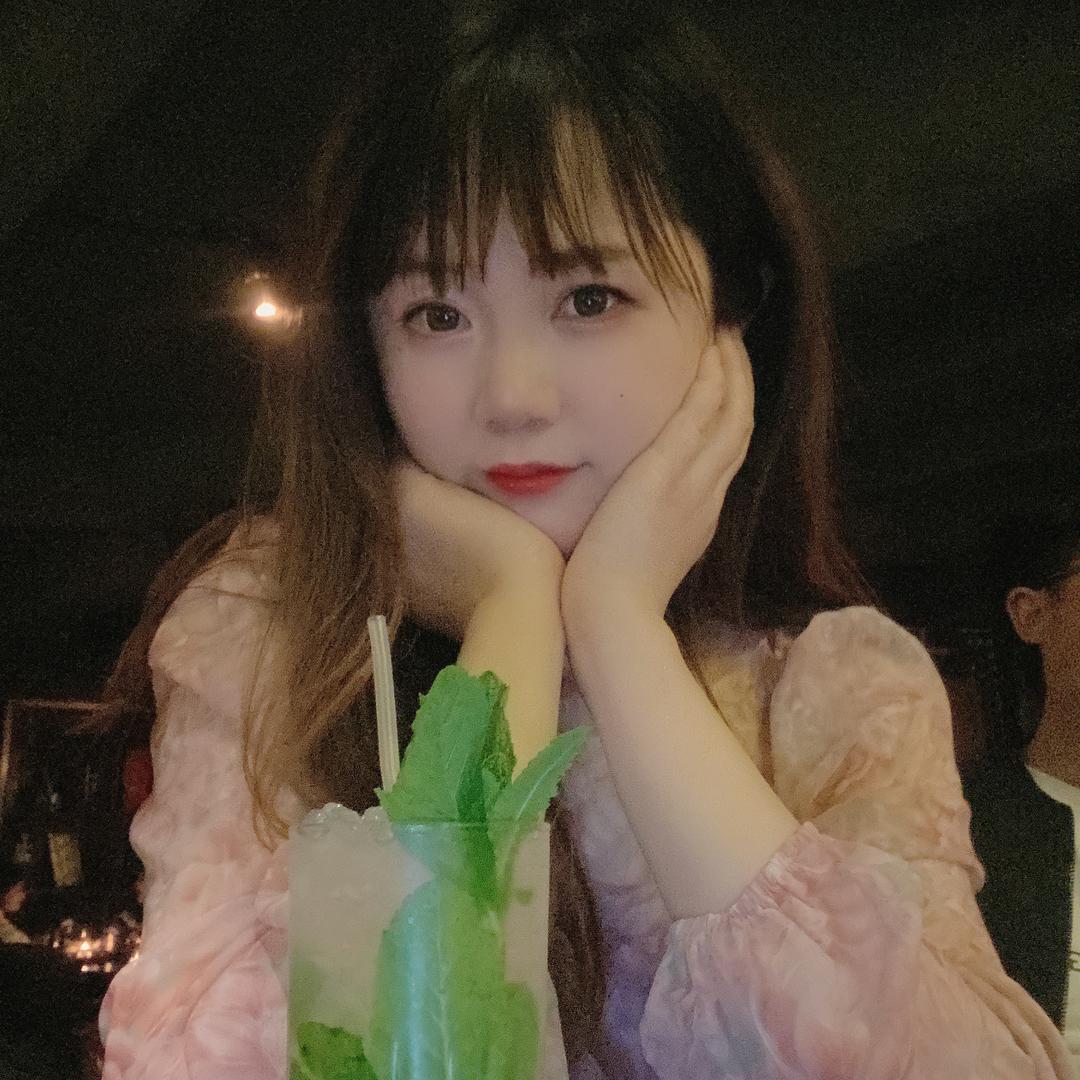 默梵服饰