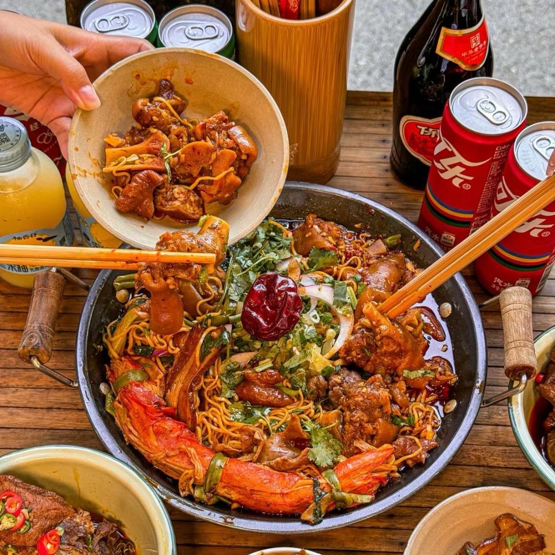 路子野泼辣麻辣烫