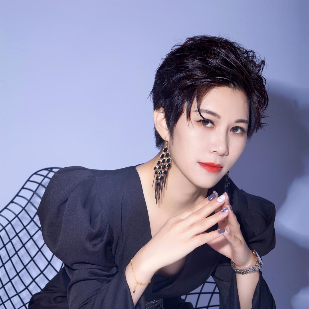乐清眉型设计小曼