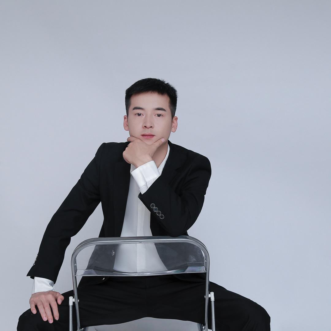 鉴房师小吴哥