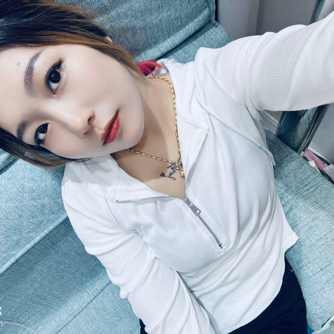 _     佳   姐      💋