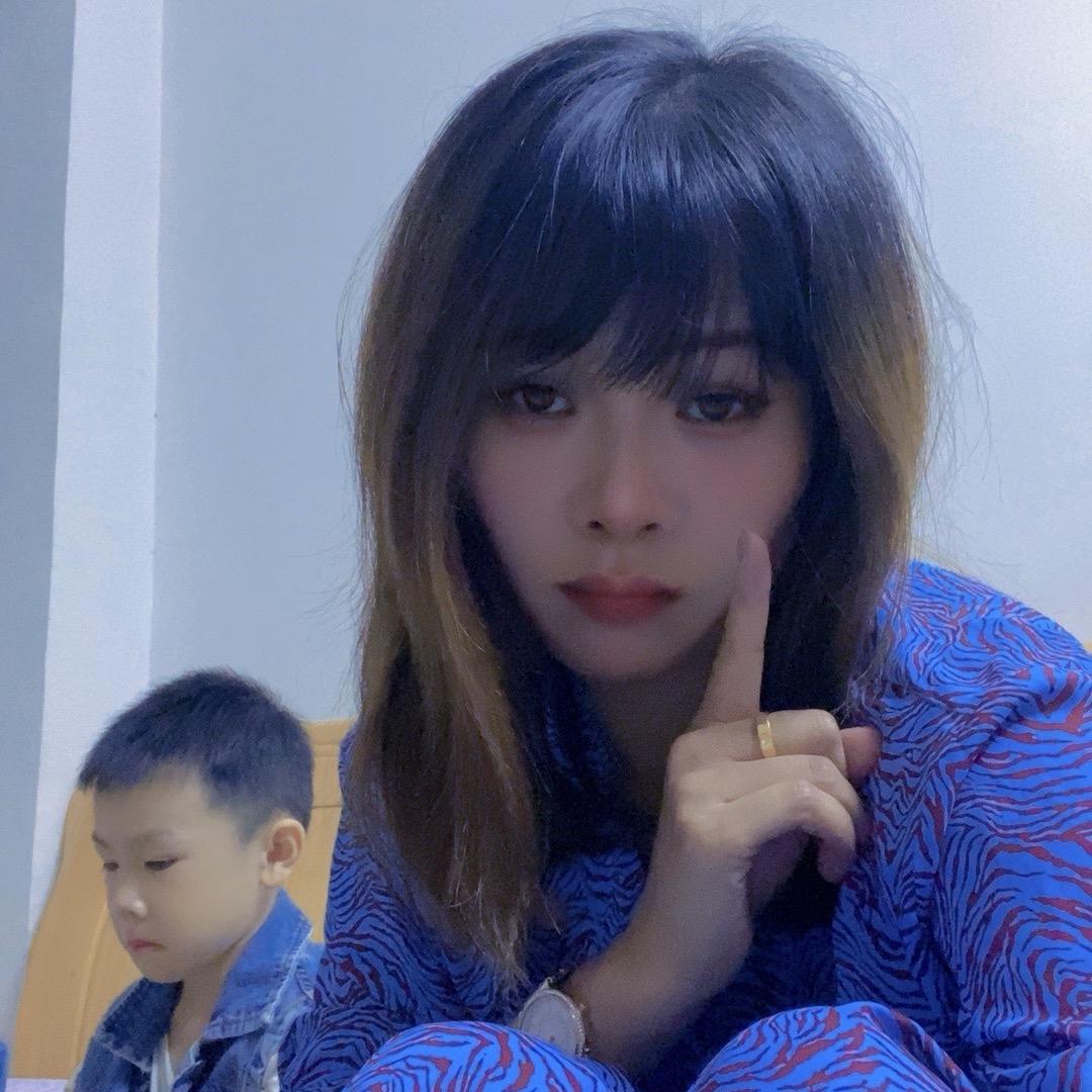 岑溪市六月玖瑰养生管內衣店