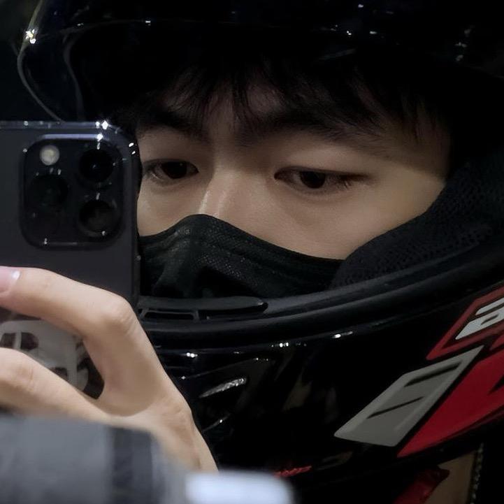 一杯冰美式☕️