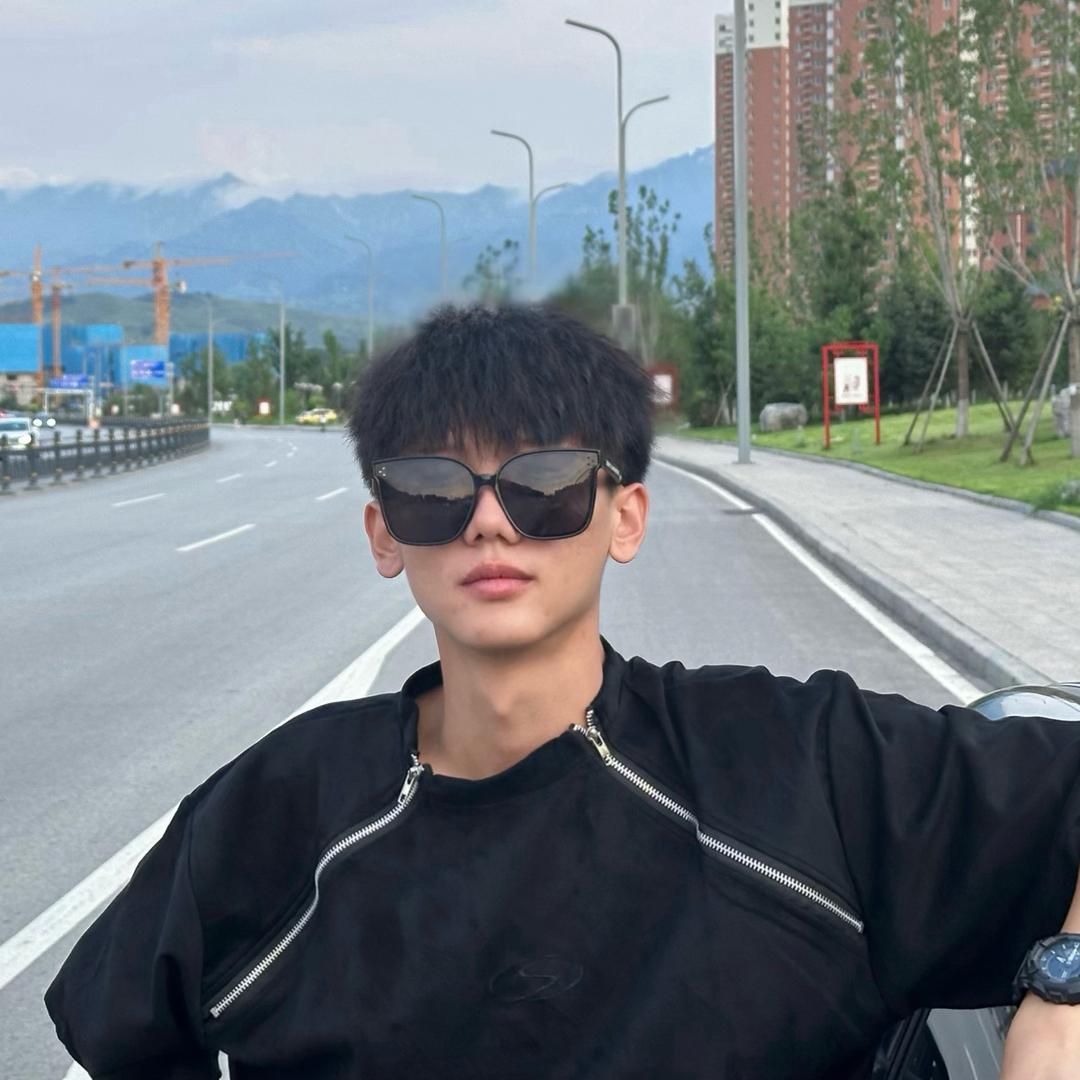 小奇😎
