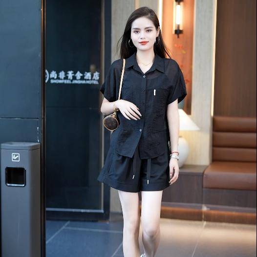 慕慕服饰号