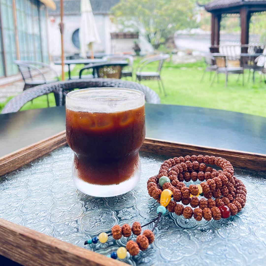 卖家具的女人👩