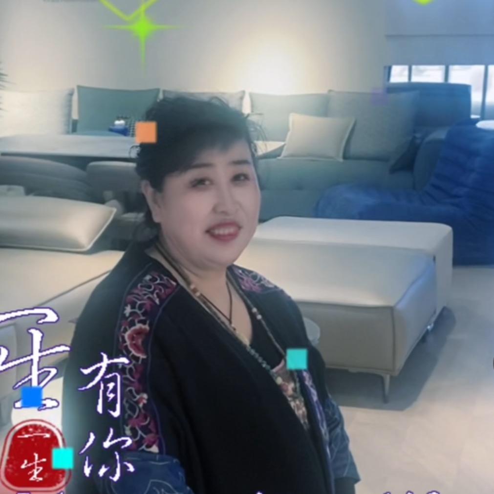 卖家具的老太太