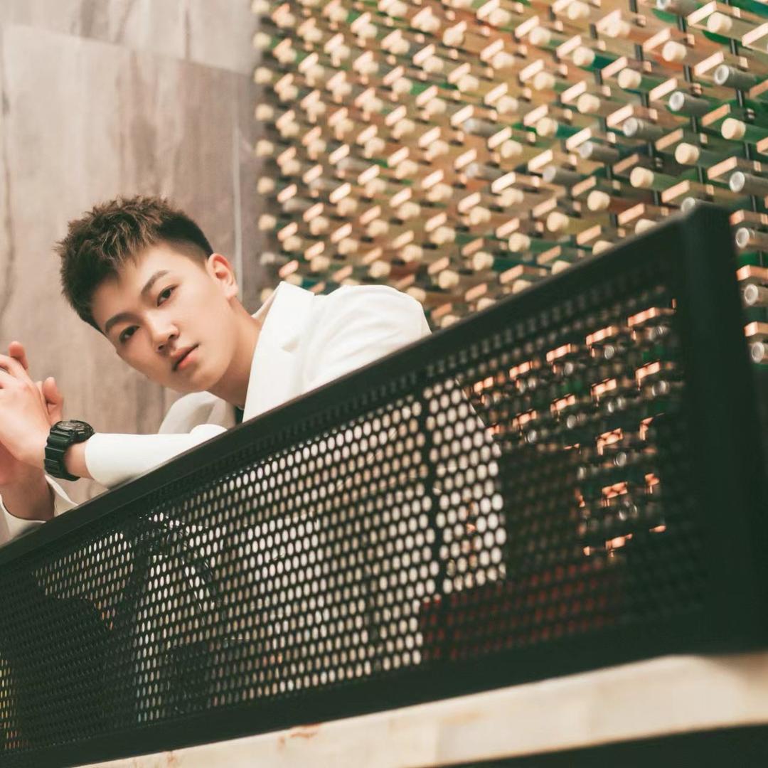 尔滨发型设计-杨阳