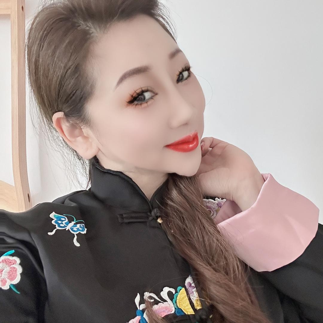 孔大漂亮名品鞋会馆