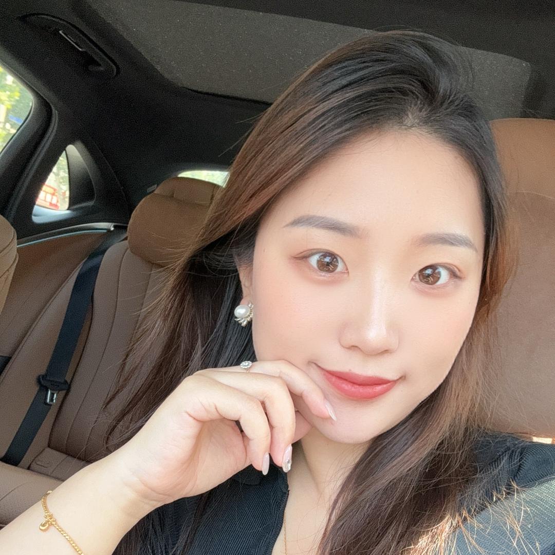 荣荣穿搭（梨形身材)